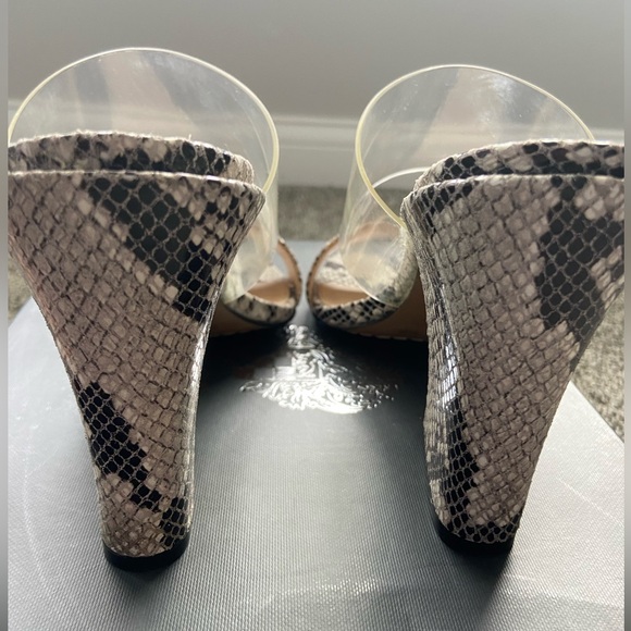 Vince Camuto Felima Sandals - Picture 5 of 13